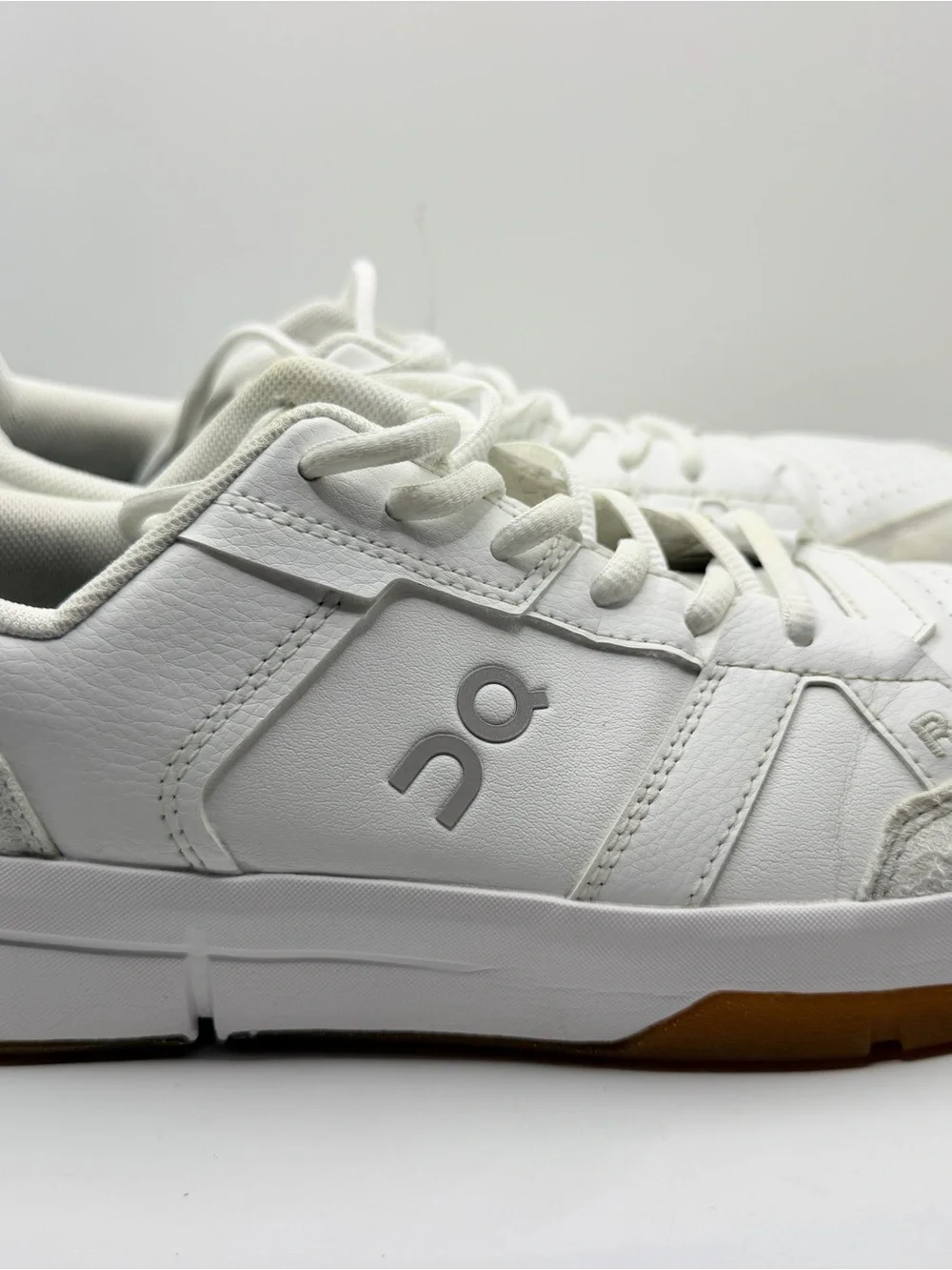 On Running Women's White and Gum-Soled Low-Top Sneakers